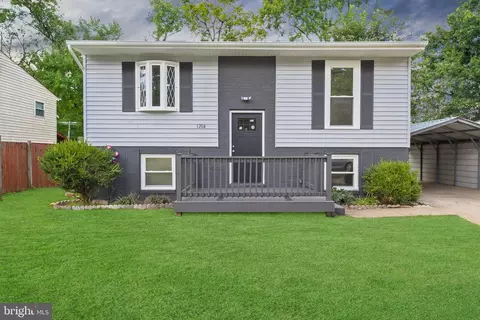 1204 Indo Pl, Hyattsville, MD 20785
