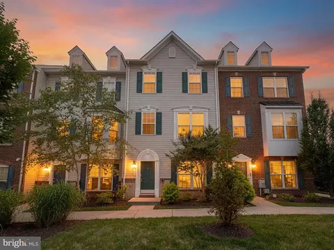1616 Wesbourne Dr, Marlboro, MD 20774