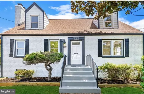 722 Sheridan St, Hyattsville, MD 20783