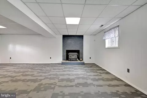 Living - 1409 2nd St, Lanham, MD 20706 photo 13 of 13