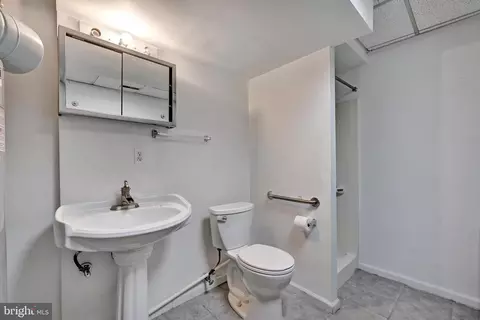 Bath - 1409 2nd St, Lanham, MD 20706 photo 5 of 5