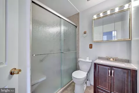 Bath - 1409 2nd St, Lanham, MD 20706 photo 4 of 5