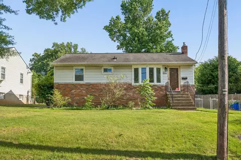 5711 Osage St, College Park, MD 20740