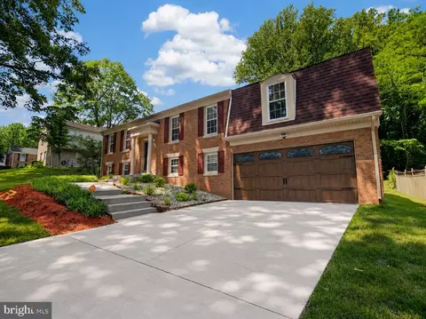 8411 Thornberry Dr W, Marlboro, MD 20772
