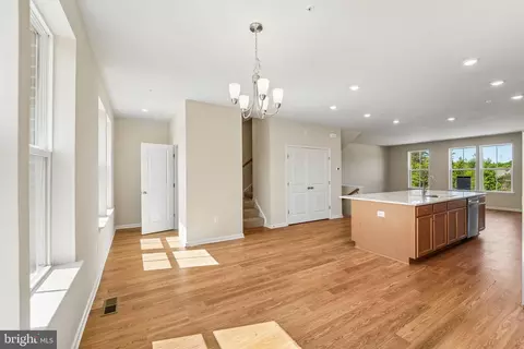 Entry Way - 12103 Spirit Ave, Laurel, MD 20708 photo 3 of 9