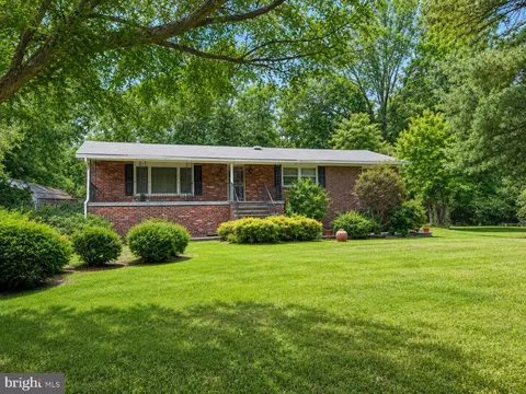 14103 Town Farm Rd, Marlboro, MD 20774