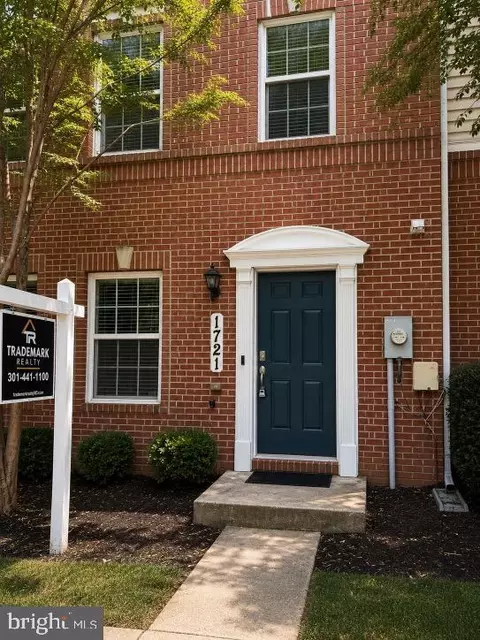 1721 Fernwood Dr, Marlboro, MD 20774