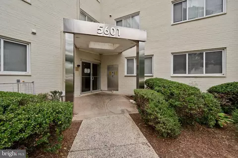 5601 Parker House Ter #217, Hyattsville, MD 20782