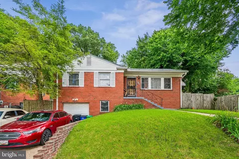 2503 Oxon Run Dr, Temple Hills, MD 20748