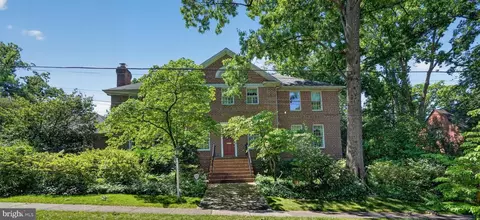 4407 Holly Hill Rd, Hyattsville, MD 20782