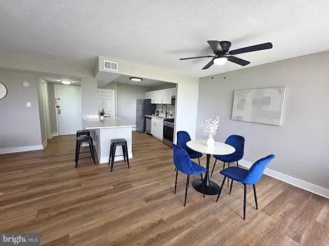 1836 Metzerott Rd #706, Hyattsville, MD 20783