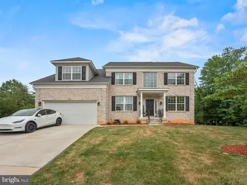 100 Inverness Ln, Fort Washington, MD 20744
