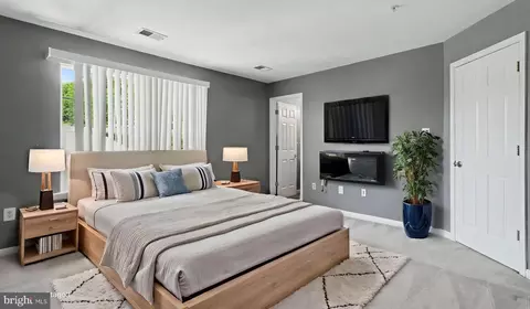 902 Vauxhall, Hyattsville, MD 20785