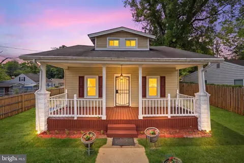 5033 Emo St, Capitol Heights, MD 20743