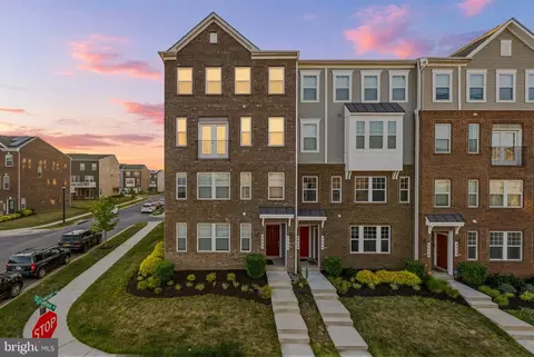 9602 Tealbriar Dr, Marlboro, MD 20772