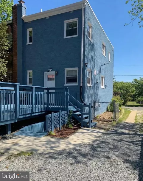 1821 Longfellow St, Hyattsville, MD 20782