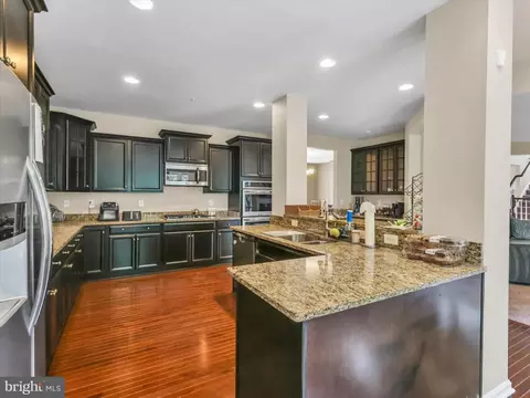 Kitchen - 2805 Trotter Park Ln, Lanham, MD 20706 photo 2 of 3