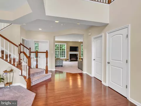 Entry Way - 2805 Trotter Park Ln, Lanham, MD 20706 photo 4 of 6