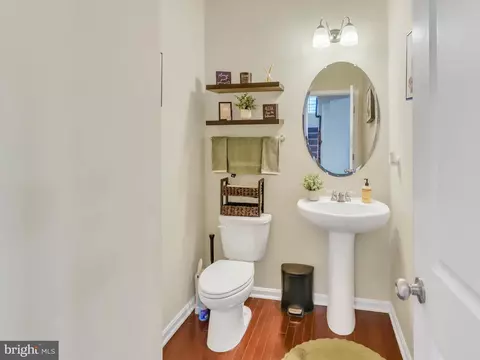 Entry Way - 2805 Trotter Park Ln, Lanham, MD 20706 photo 6 of 6