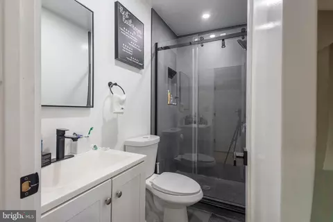 Bath - 37 4th St, Laurel, MD 20707 photo 3 of 3