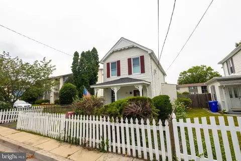 Exterior - 37 4th St, Laurel, MD 20707 photo 5 of 7
