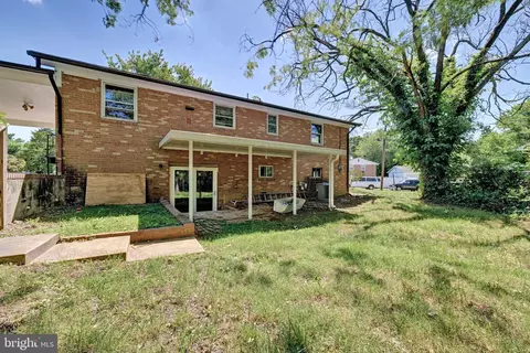 Exterior - 6005 Spell Rd, Clinton, MD 20735 photo 4 of 6