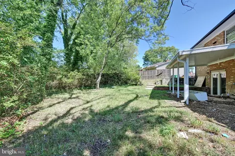 Exterior - 6005 Spell Rd, Clinton, MD 20735 photo 6 of 6