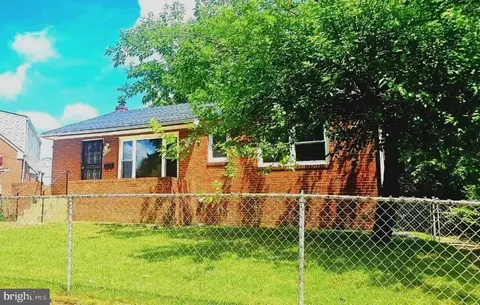 5303 55th Pl, Riverdale, MD 20737