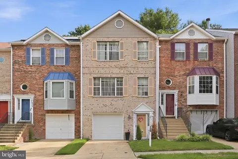12471 Old Colony Dr, Marlboro, MD 20772