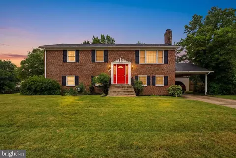 7813 Locris Ct, Marlboro, MD 20772