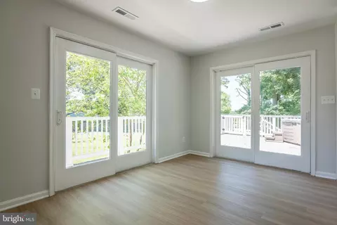 8822 Saunders Ln, Lanham, MD 20706 photo 45
