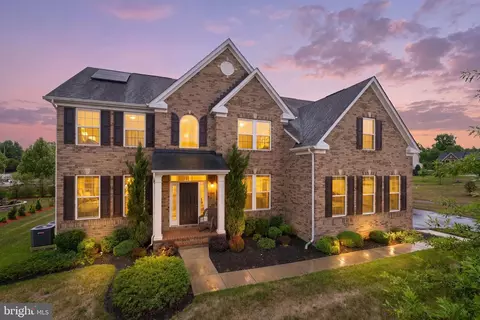 13807 Shannock Ln, Marlboro, MD 20774