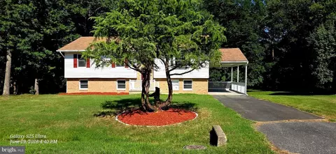 7100 Victoria Pl, Marlboro, MD 20772