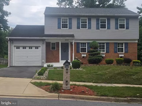 604 Bonnie Meadow Ln, Fort Washington, MD 20744