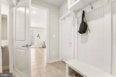 Entry Way - 1719 Mill Branch Dr, Laurel, MD 20708 photo 7 of 12