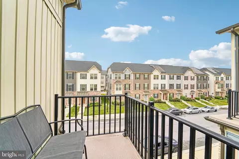 Exterior - 1719 Mill Branch Dr, Laurel, MD 20708 photo 5 of 6