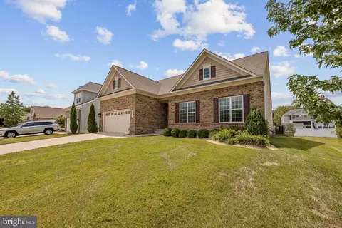 Exterior - 12605 Broughton Blf, Brandywine, MD 20613 photo 8 of 8