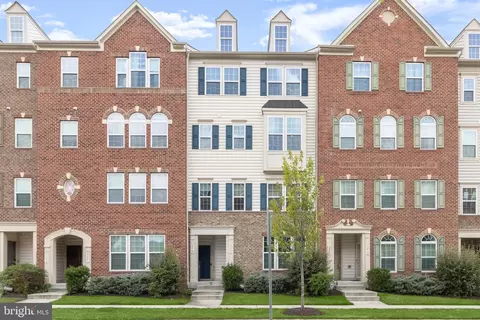 5219 Stream Bank Ln #308, Greenbelt, MD 20770