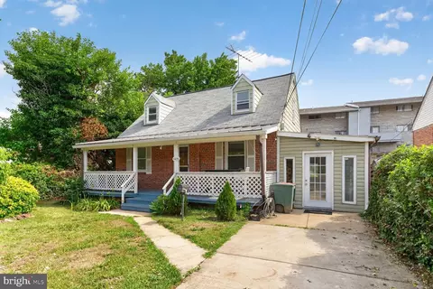 5406 Spring Ln, Hyattsville, MD 20781