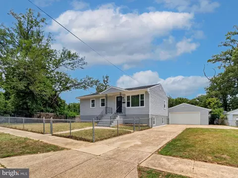 5521 Belva St, Lanham, MD 20706