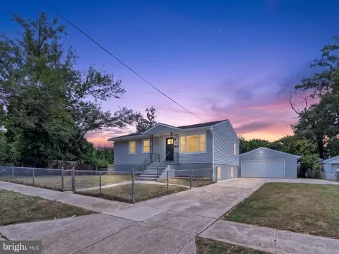 Exterior - 5521 Belva St, Lanham, MD 20706 photo 7 of 8