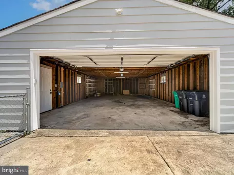 Exterior - 5521 Belva St, Lanham, MD 20706 photo 5 of 8