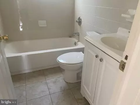Bath - 14510 Neale Dr, Brandywine, MD 20613 photo 1 of 3