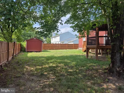 Exterior - 8106 Maxfield Dr, Clinton, MD 20735 photo 2 of 4