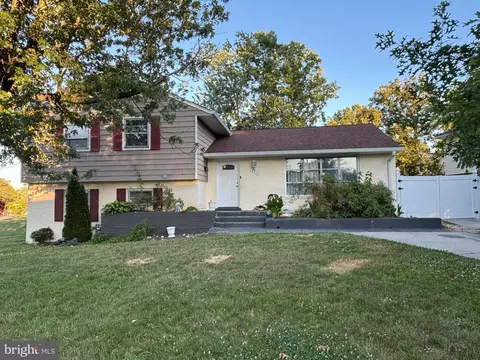 12911 Paca Dr, Beltsville, MD 20705