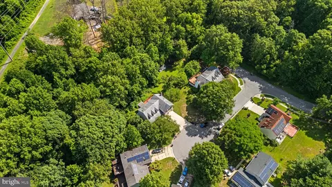 View/Area - 13002 Pine Ct, Bowie, MD 20720 photo 4 of 11