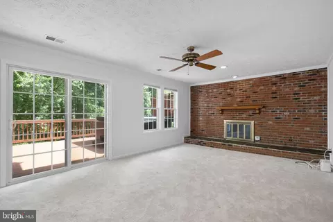Living - 13002 Pine Ct, Bowie, MD 20720 photo 2 of 5