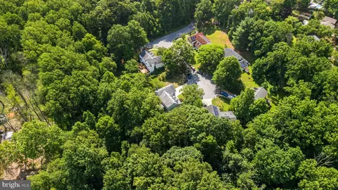 View/Area - 13002 Pine Ct, Bowie, MD 20720 photo 6 of 11
