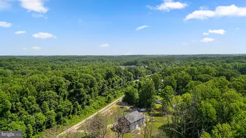 View/Area - 13002 Pine Ct, Bowie, MD 20720 photo 10 of 11