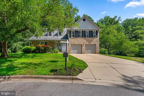 Exterior - 13002 Pine Ct, Bowie, MD 20720 photo 8 of 9